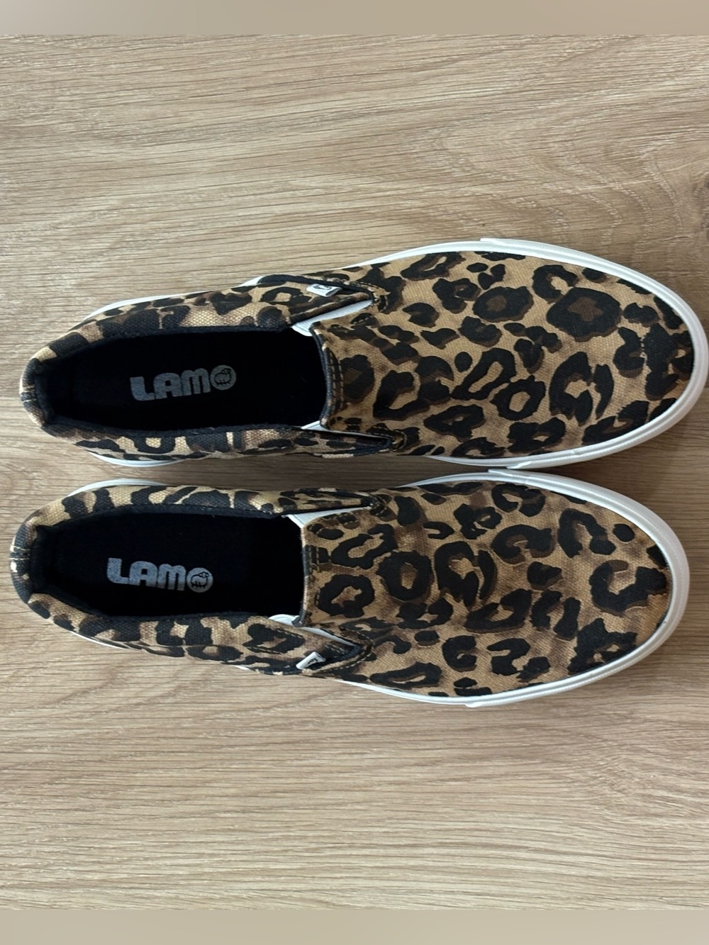 Lamo Leopard Print Slip-On Sneakers Women’s 8.5 NWOT - Picture 6 of 7